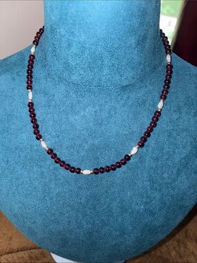 14K Elegant Garnet Bead Necklace with Pearls